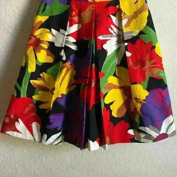 See By Chloe Floral Print Pleated A-Line Textured Structured Preppy Designer 2 - Picture 4 of 11